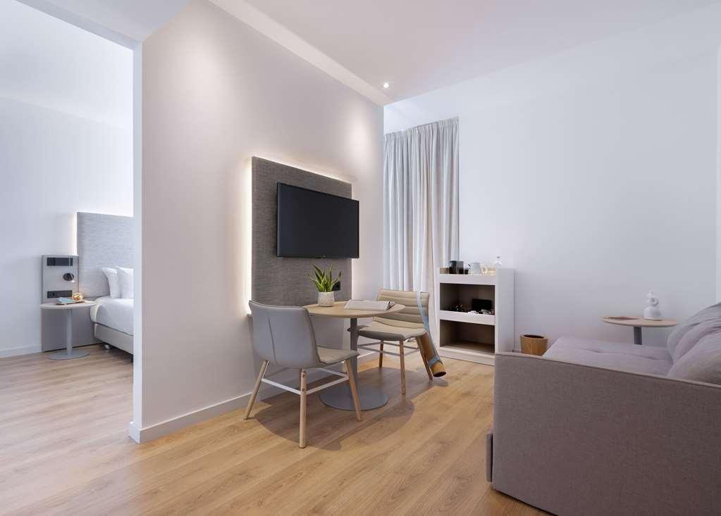 Innside By Melia Barcelona Aeropuerto 4*