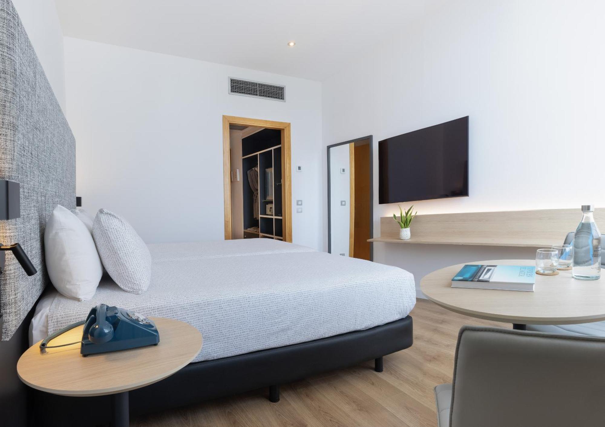 Innside By Melia Barcelona Aeropuerto 4*