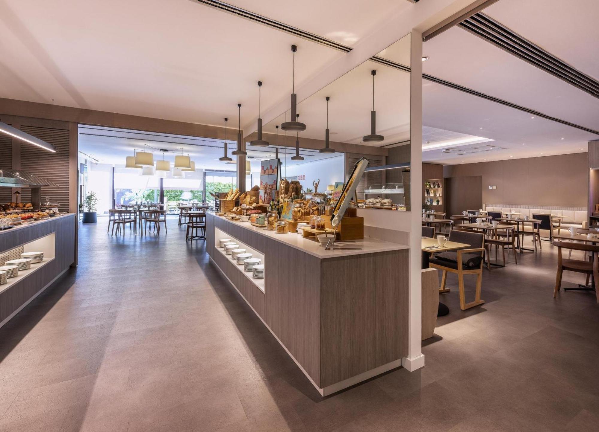 Innside By Melia Barcelona Aeropuerto 4* El Prat de Llobregat
