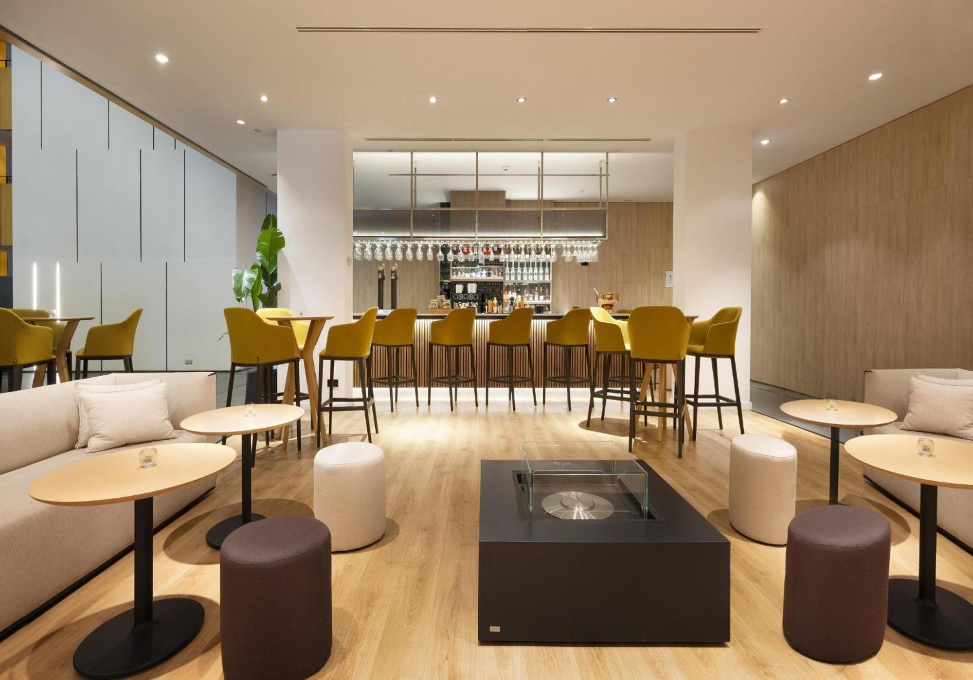 Innside By Melia Barcelona Aeropuerto Hotel 4*